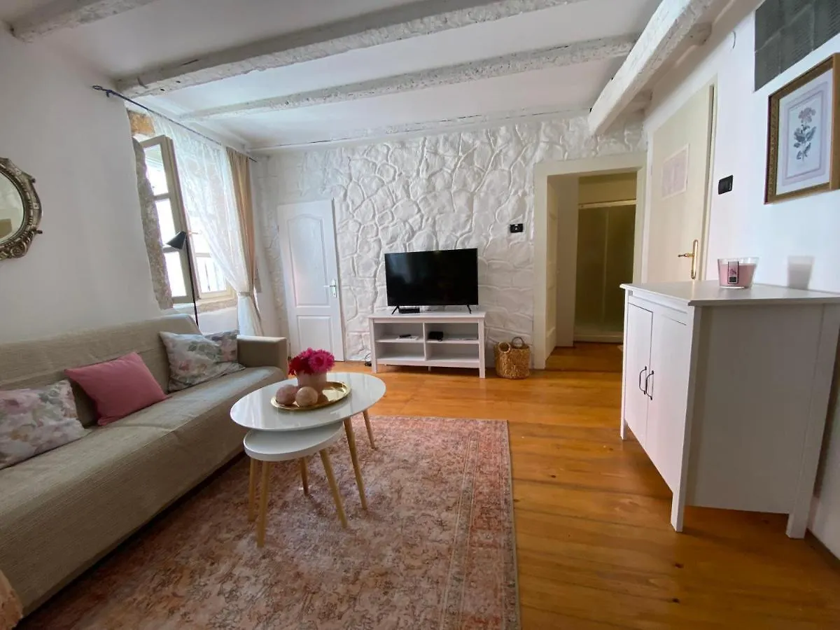 Bianco Rosa Appartement Rovinj Kroatië